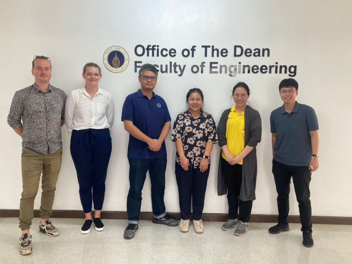 LINE_ALBUM_Frida Lund_250102_7.jpg