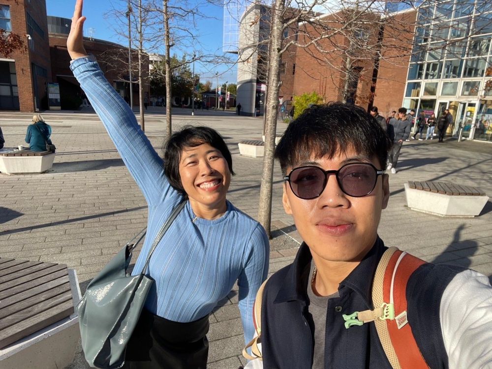 LINE_ALBUM_DCU, Ireland_250102_30.jpg