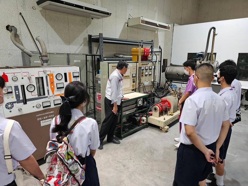 คณะวิศวกรรมศาสตร์ ม.มหิดล เปิดบ้านต้อนรับนักเรียนจากโรงเรียนกาญจนาภิเษกวิทยาลัย นครปฐม (พระตำหนักสวนกุหลาบมัธยม) ในการมาศึกษาดูงานและฝึกปฏิบัติการด้านวิศวกรรม