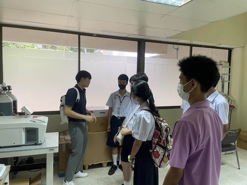 คณะวิศวกรรมศาสตร์ ม.มหิดล เปิดบ้านต้อนรับนักเรียนจากโรงเรียนกาญจนาภิเษกวิทยาลัย นครปฐม (พระตำหนักสวนกุหลาบมัธยม) ในการมาศึกษาดูงานและฝึกปฏิบัติการด้านวิศวกรรม