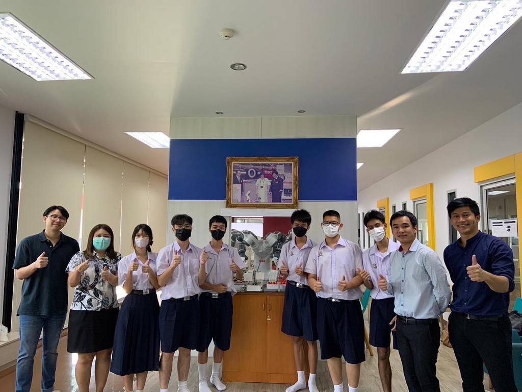 คณะวิศวกรรมศาสตร์ ม.มหิดล เปิดบ้านต้อนรับนักเรียนจากโรงเรียนกาญจนาภิเษกวิทยาลัย นครปฐม (พระตำหนักสวนกุหลาบมัธยม) ในการมาศึกษาดูงานและฝึกปฏิบัติการด้านวิศวกรรม