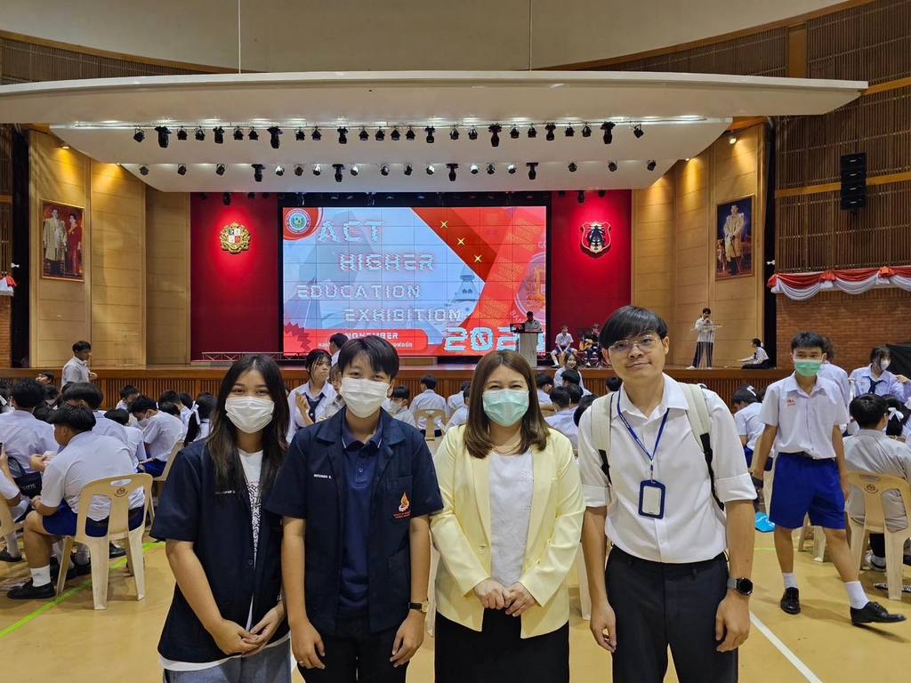 คณะวิศวกรรมศาสตร์ ม.มหิดล ร่วมออกบูธประชาสัมพันธ์แนะนำหลักสูตร แผนการศึกษา และระบบการรับนักศึกษา ให้แก่นักเรียนโรงเรียนอัสสัมชัญธนบุรี