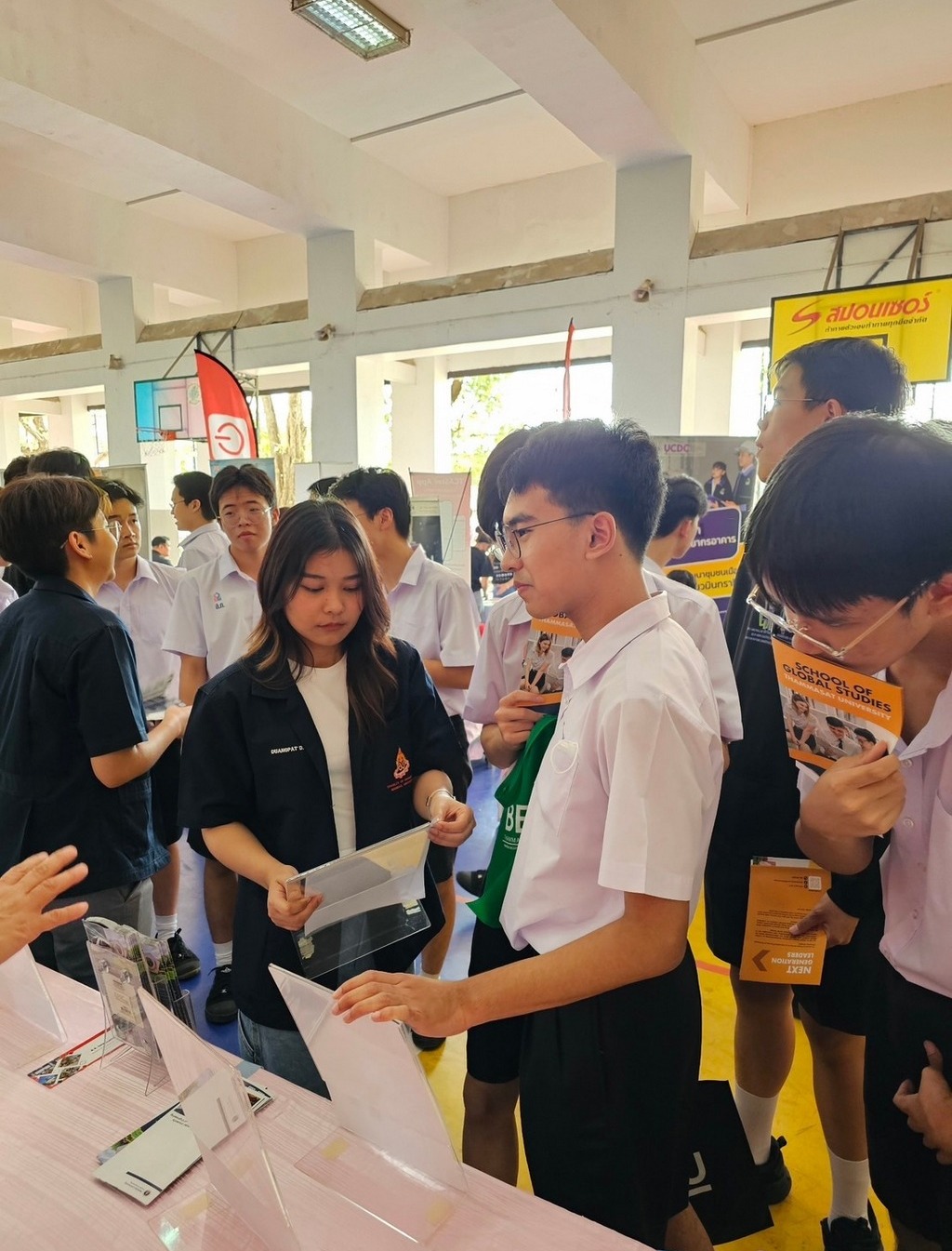 คณะวิศวกรรมศาสตร์ ม.มหิดล ออกบูธแนะแนวการศึกษาต่อ และจัดแสดงนวัตกรรม ณ โรงเรียนสวนกุหลาบวิทยาลัย