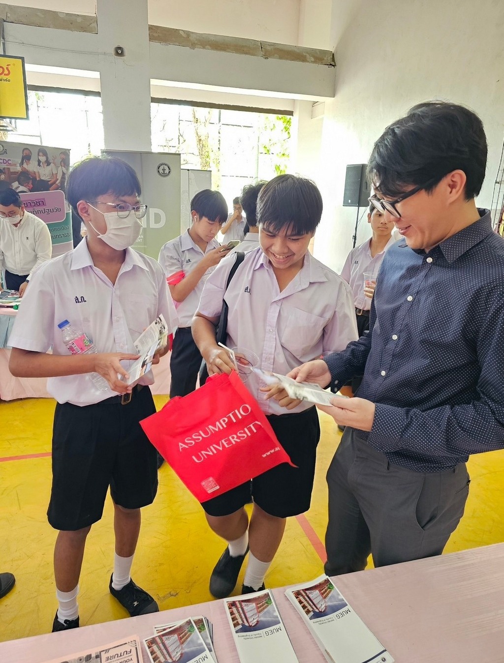 คณะวิศวกรรมศาสตร์ ม.มหิดล ออกบูธแนะแนวการศึกษาต่อ และจัดแสดงนวัตกรรม ณ โรงเรียนสวนกุหลาบวิทยาลัย