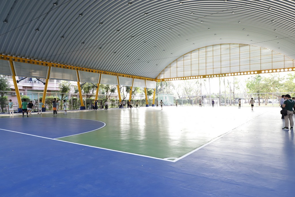 คณบดี คณะวิศวกรรมศาสตร์ เข้าร่วมพิธิเปิดลานกีฬาเพื่อสุขภาพ มหาวิทยาลัยมหิดล