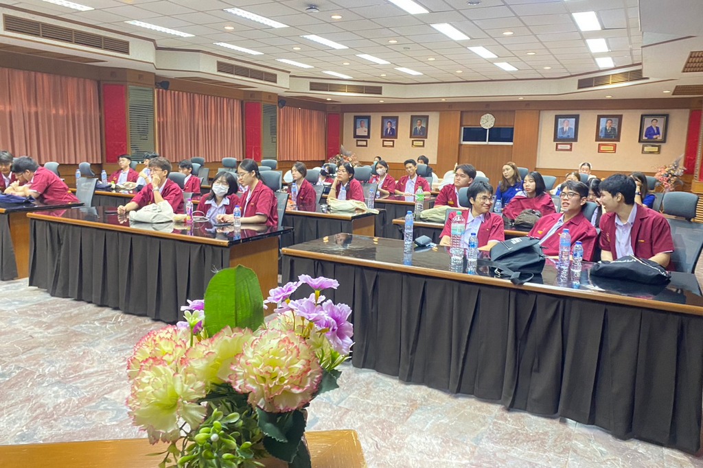 คณะวิศวกรรมศาสตร์ ม.มหิดล ต้อนรับนักเรียนจากโรงเรียนสาธิตมหาวิทยาลัยศรีนครินทร์วิโรฒ ประสานมิตร (ฝ่ายมัธยม) ในการเข้าฝึกปฏิบัติการด้านวิศวกรรม