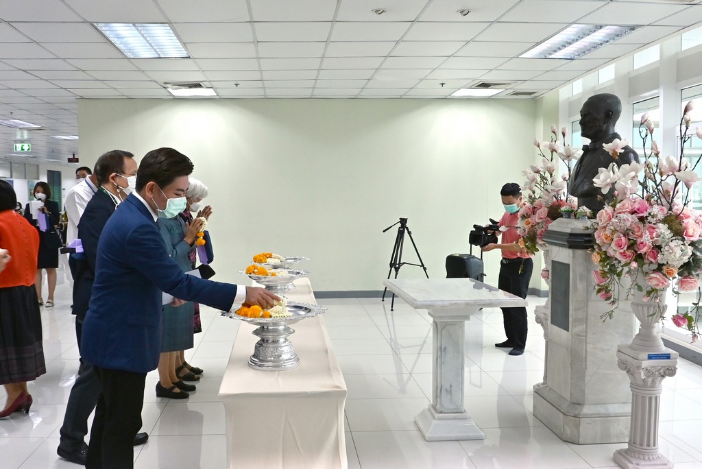 รองศาสตราจารย์ ดร.ธนภัทร์ วานิชานนท์ รองคณบดีฝ่ายยุทธศาสตร์และการจัดการทุนมนุษย์ คณะวิศวกรรมศาสตร์ ม.มหิดล ร่วมงานวันคล้ายวันสถาปนาคณะทันตแพทยศาสตร์ ม.มหิดล ครบรอบ 55 ปี 