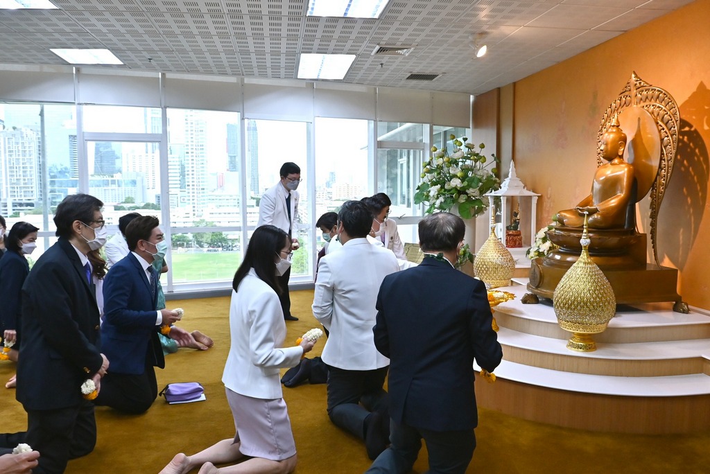 รองศาสตราจารย์ ดร.ธนภัทร์ วานิชานนท์ รองคณบดีฝ่ายยุทธศาสตร์และการจัดการทุนมนุษย์ คณะวิศวกรรมศาสตร์ ม.มหิดล ร่วมงานวันคล้ายวันสถาปนาคณะทันตแพทยศาสตร์ ม.มหิดล ครบรอบ 55 ปี 