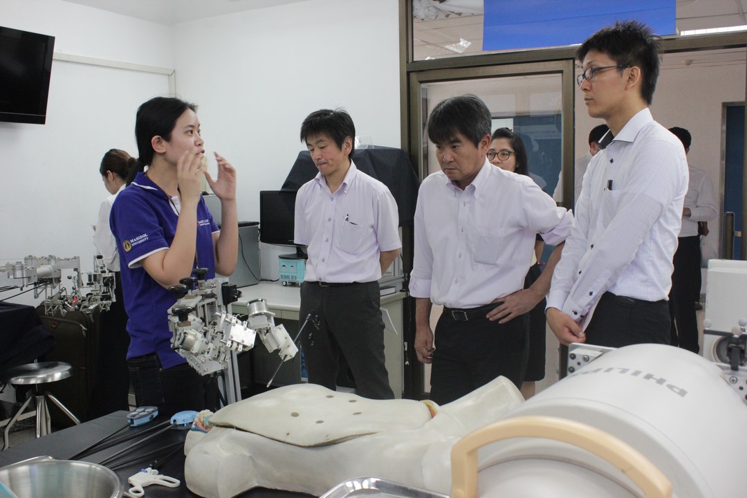มหาวิทยาลัยมหิดล พร้อมด้วยคณะวิศวกรรมศาสตร์ และ คณะเทคนิคการแพทย์ ต้อนรับและประชุมความร่วมกับ บริษัท DAIKIN INDUSTRIES LTD ประเทศญี่ปุ่น