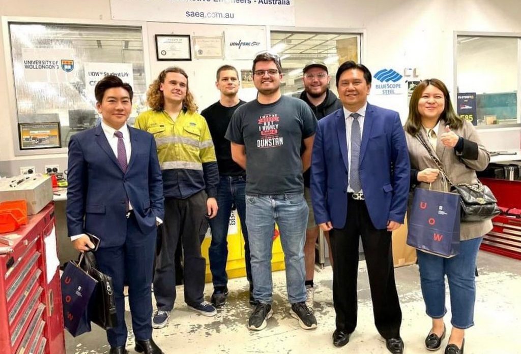 The Faculty of Engineering, Mahidol University, participated in a signing ceremony of a communiqué summarizing the discussion and agreement with the University of Wollongong in Australia. ”
