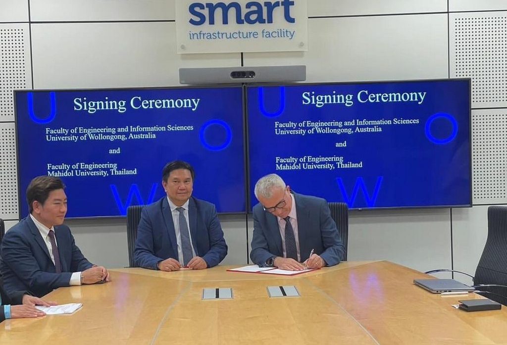 The Faculty of Engineering, Mahidol University, participated in a signing ceremony of a communiqué summarizing the discussion and agreement with the University of Wollongong in Australia. ”