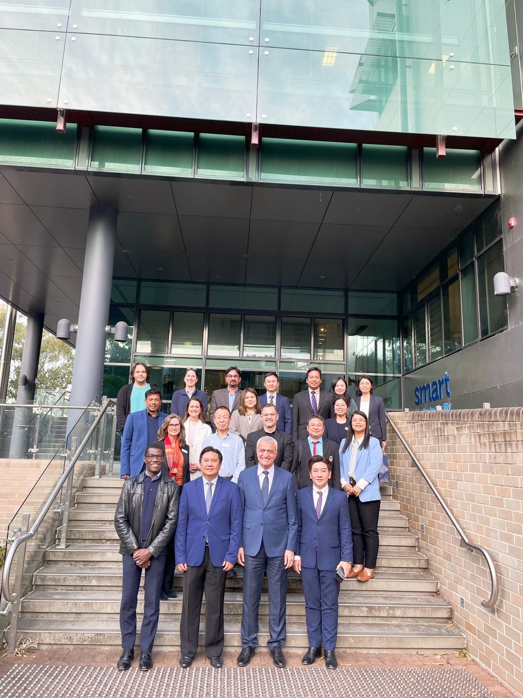The Faculty of Engineering, Mahidol University, participated in a signing ceremony of a communiqué summarizing the discussion and agreement with the University of Wollongong in Australia. ”