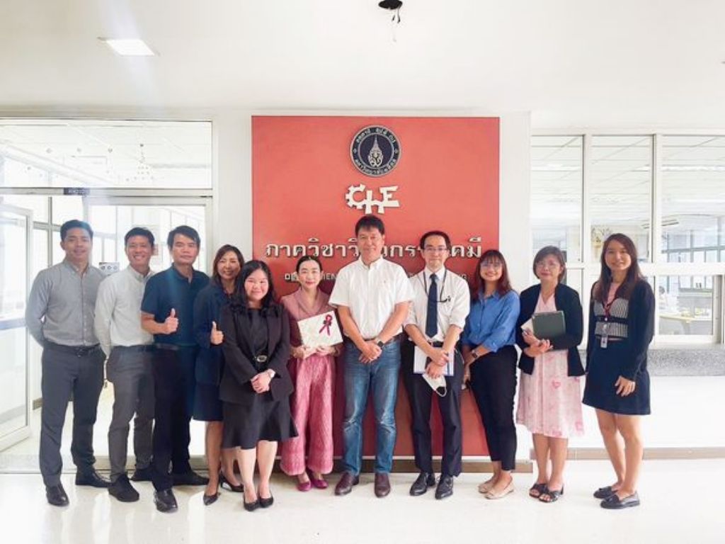 The Department of Chemical Engineering, Faculty of Engineering, Mahidol University, extended a warm welcome to Prof. Chiaki Ogino from Kobe University, Japan, and representatives from Sumitomo Heavy Industries.