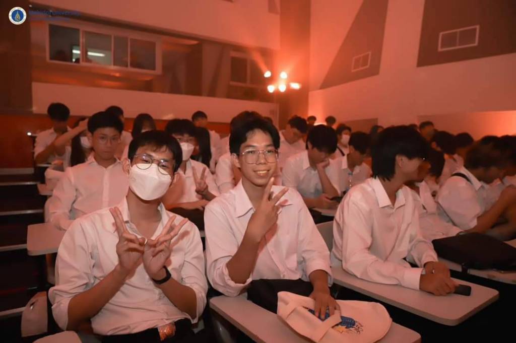 The Faculty of Engineering, Mahidol University orchestrated the 2023 Freshmen Orientation Day, enchanting participants with a Harry Potter-themed experience, magically transforming an auditorium into the grandeur of Hogwart's Castle Hall.