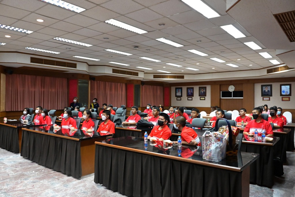 The Faculty of Engineering, Mahidol University warmly welcomed teachers and students from Ayutthaya Wittayalai School during their study visit.