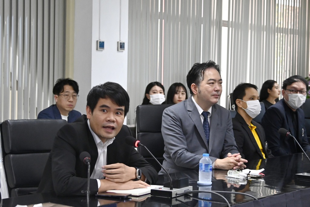 The signing ceremony of the MOU between the Faculty of Engineering, the Faculty of Environment and Resource Studies, Mahidol University and universities in cooperation with Industry-University Cooperation 3.0 (LINC 3.0)