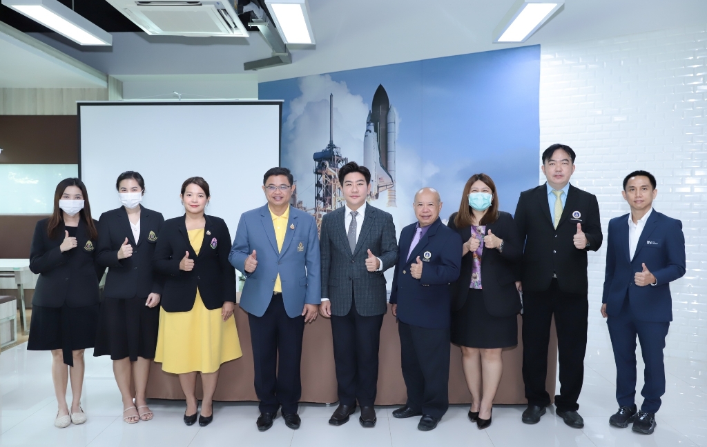 Signing Ceremony of Memorandum of Understanding (MOU) Between the Faculty of Engineering and Samsenwittayalai School